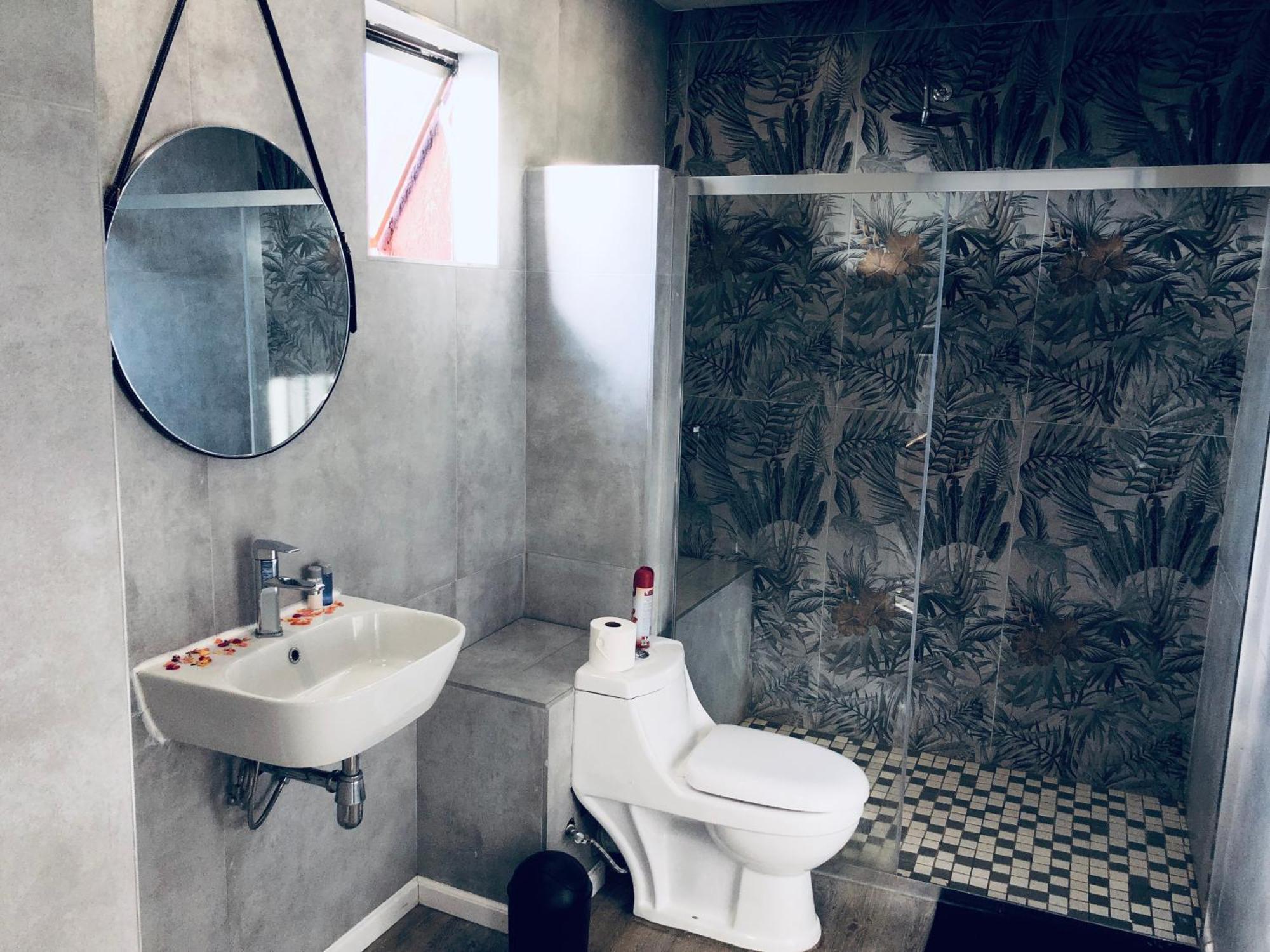 Gabz Airport Inn 哈博罗内 外观 照片